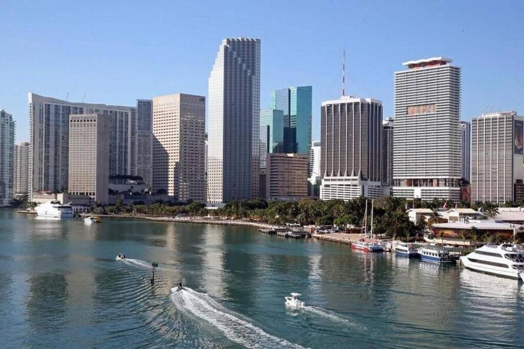 My Lovely Home In Miami 15 Minutes From The Beach Εξωτερικό φωτογραφία